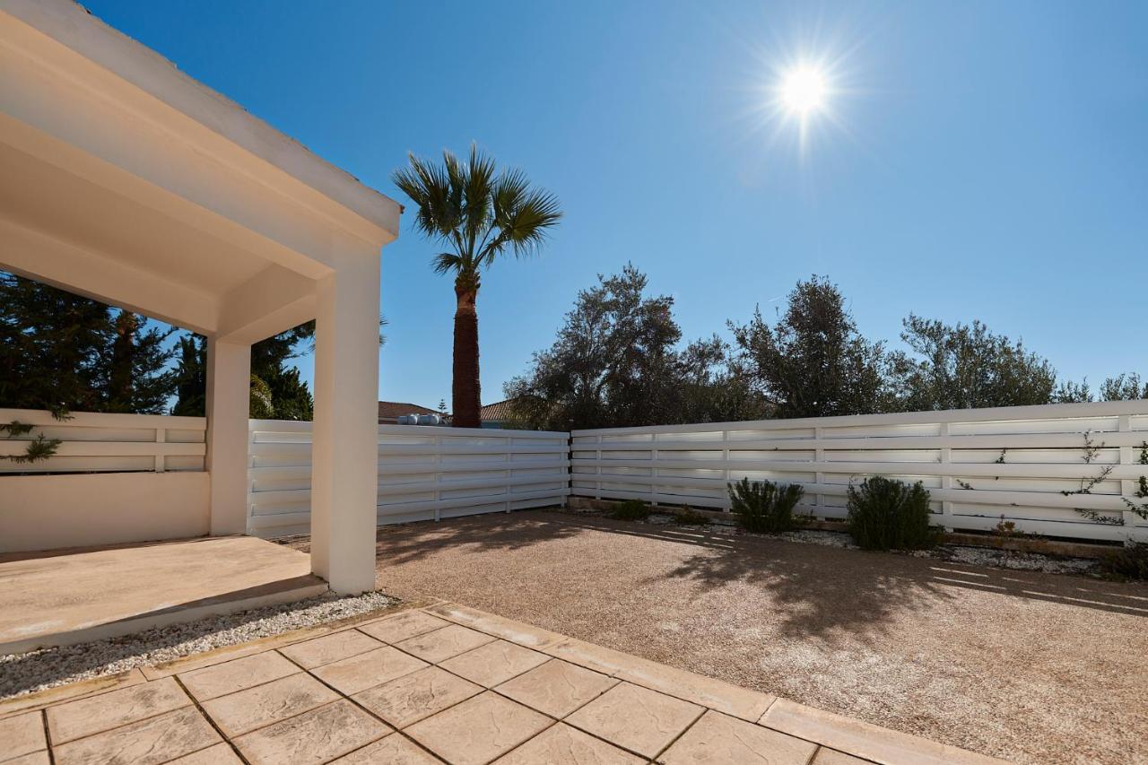 Bungalow Casa Bonita By Ezoria Villas Korall-öböl Kültér fotó