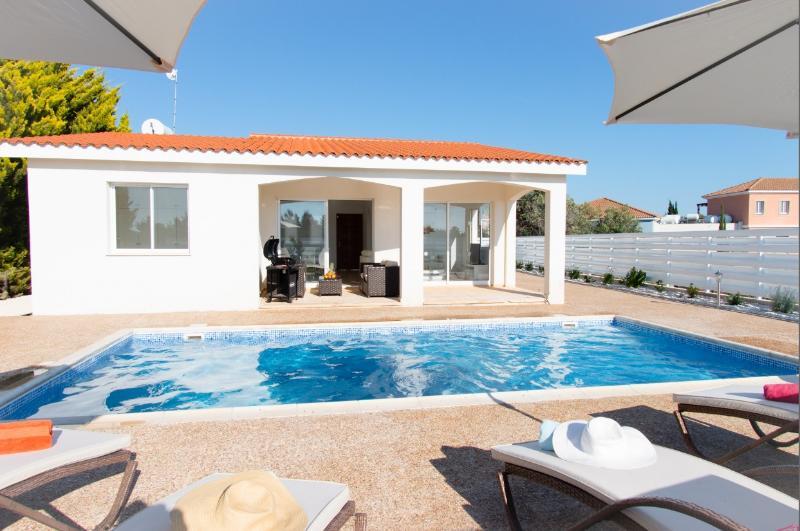 Bungalow Casa Bonita By Ezoria Villas Korall-öböl Kültér fotó